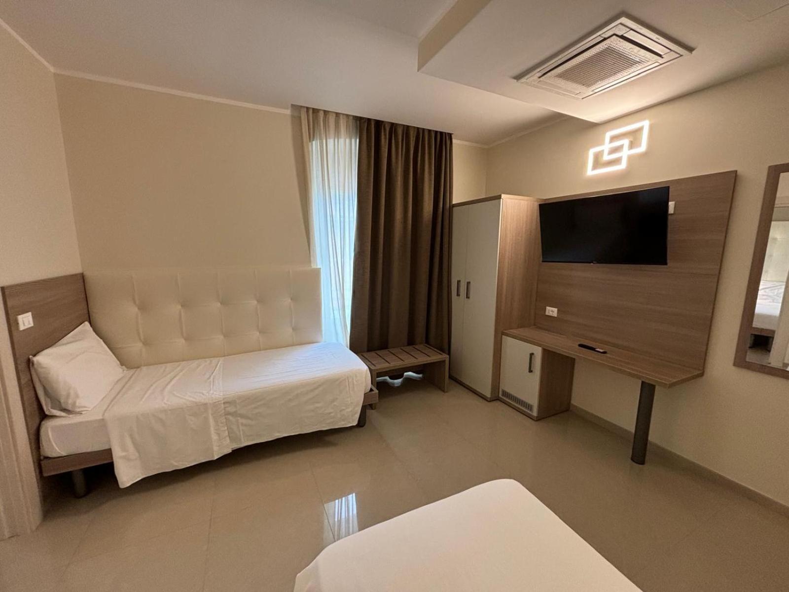 Hotel Boccascena جنوة المظهر الخارجي الصورة