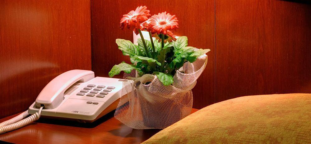 Hotel Boccascena جنوة المظهر الخارجي الصورة
