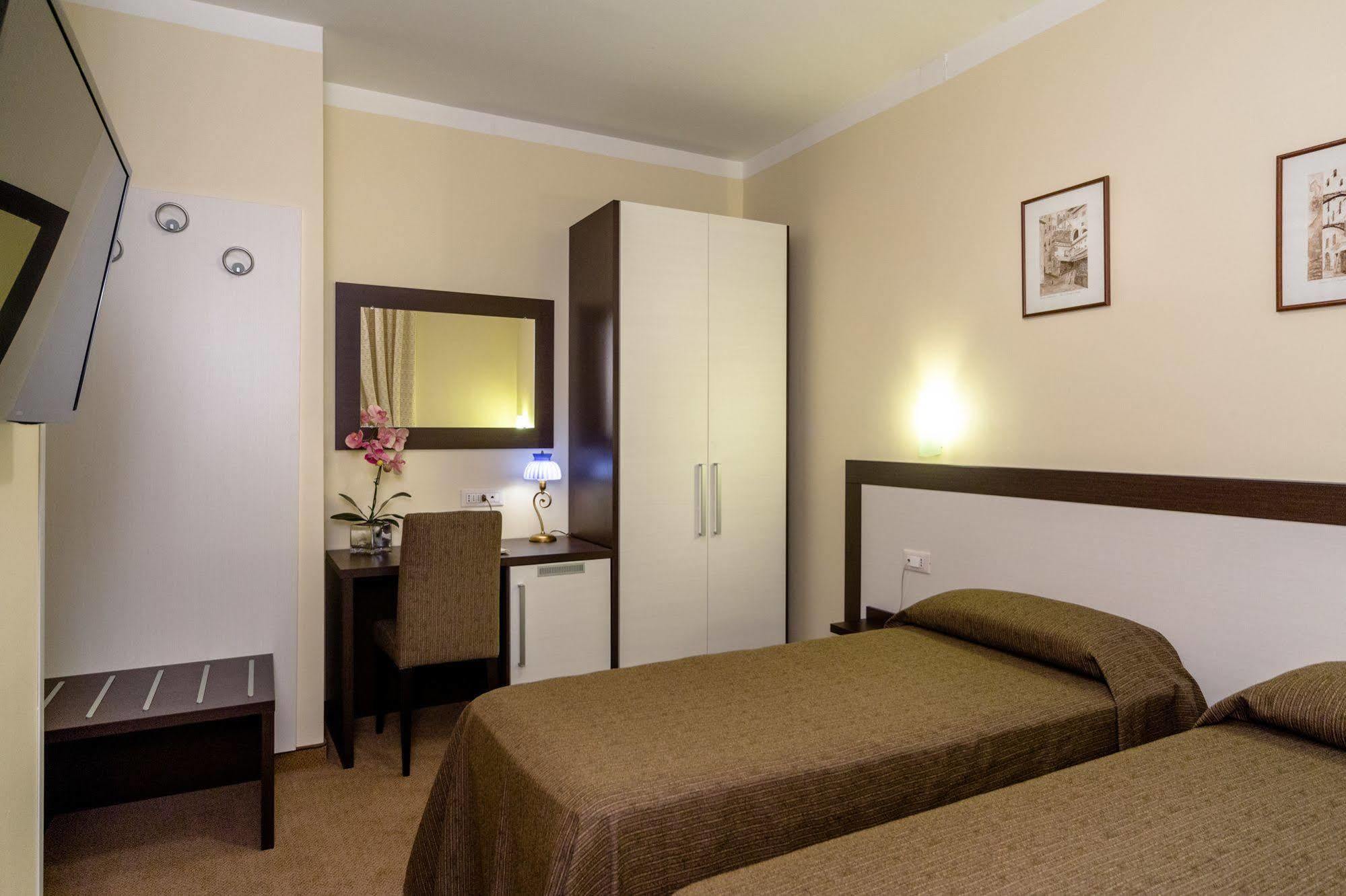 Hotel Boccascena جنوة المظهر الخارجي الصورة