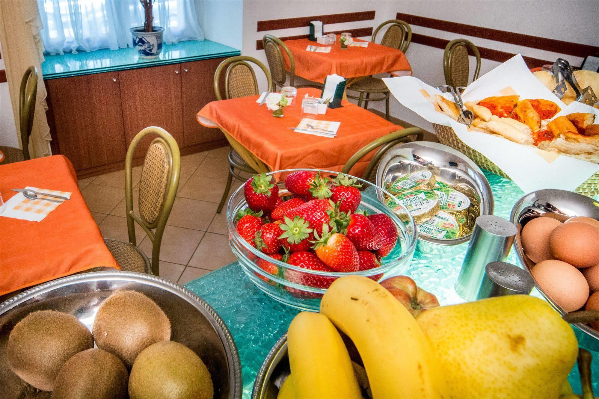 Hotel Boccascena جنوة المظهر الخارجي الصورة